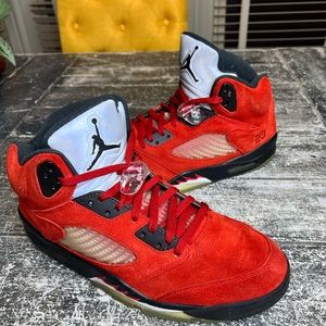 Nike Jordan 5 Retro Mid Raging Bull size 13
